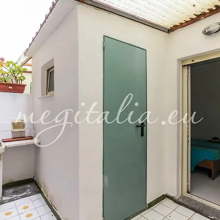 Megitalia Aparthotel *